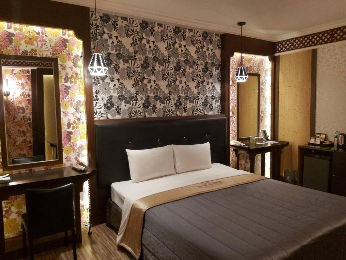 Chateau Motel Kaohsiung Esterno foto